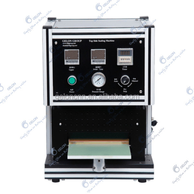 Machine de scellage latérale supérieure de batterie au lithium de poche de cellules d'équipement noir d'Assemblée