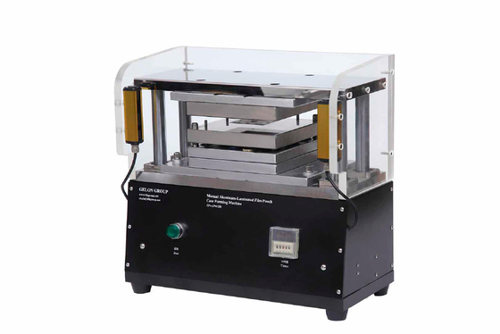 Machine de formation de poinçon automatique pour le film stratifié en aluminium de batterie de téléphone portable utilisé pour le laboratoire Rese de production de batterie