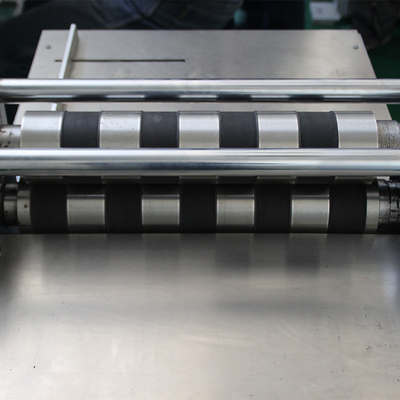 Machine de fente semi automatique d'électrode de la machine 500mm d'Assemblée de batterie